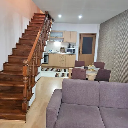 Aparthotel Raikov 3*