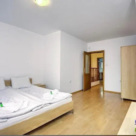 Aparthotel Raikov Pamporovo