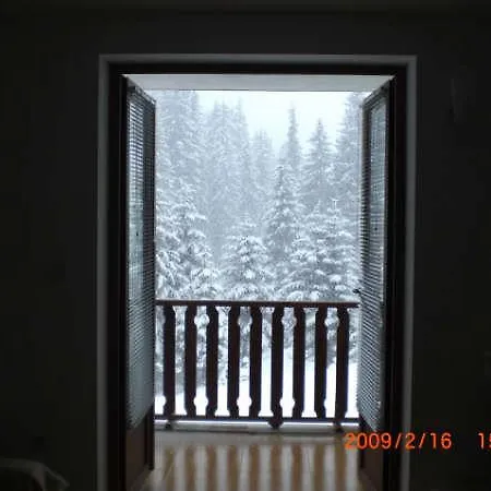 Raikov Aparthotel 3*