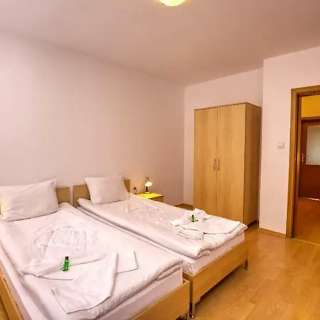 Apart Otel Raikov