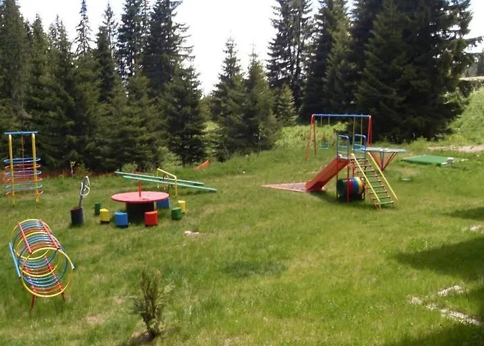 アパートホテル Raikov 3*